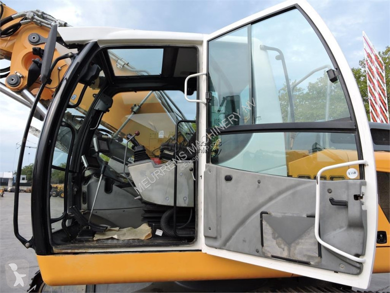 Pelle Liebherr R926