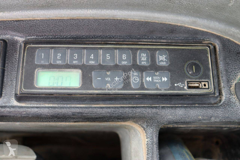 Pelle Neuson ET90