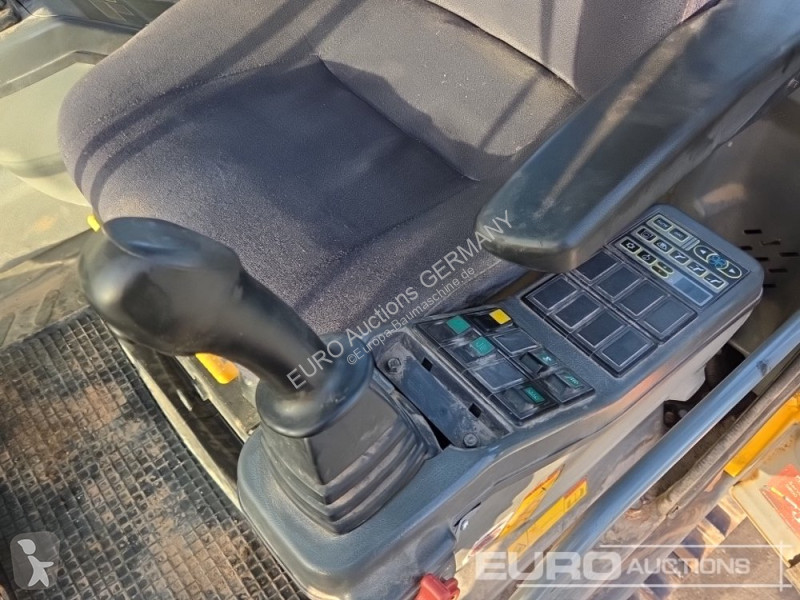 جرافة Volvo EC240