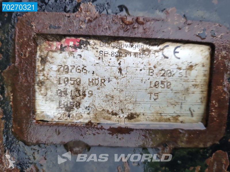 Lopatový nakládač Komatsu PC228 US LC