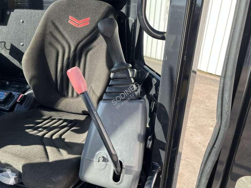 Escavatore Yanmar