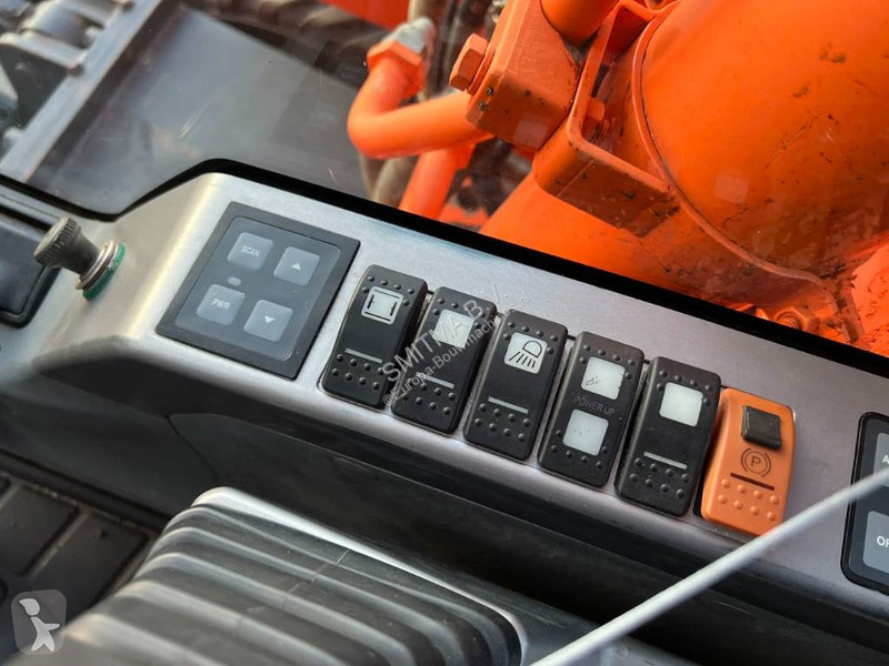 جرافة Doosan