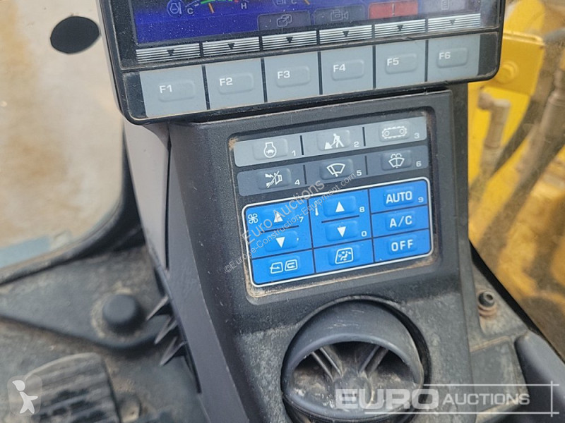 Escavatore Komatsu PC138US-11