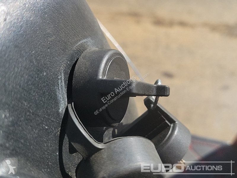 Escavadora JPC HT12