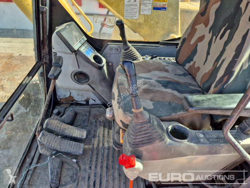 Excavator Komatsu PC210LC-8M0