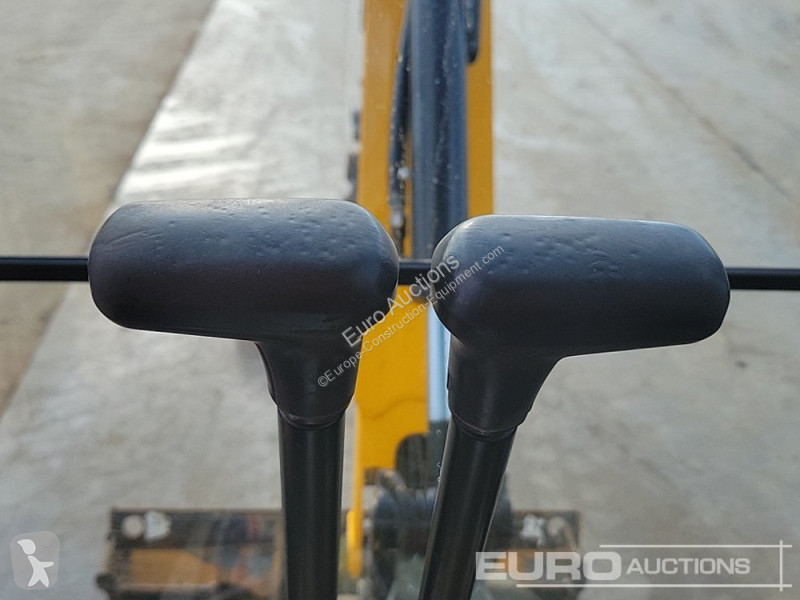 Skovel JCB 16C-1