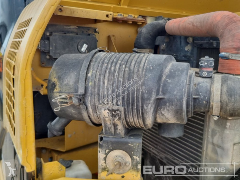 Escavatore Caterpillar C