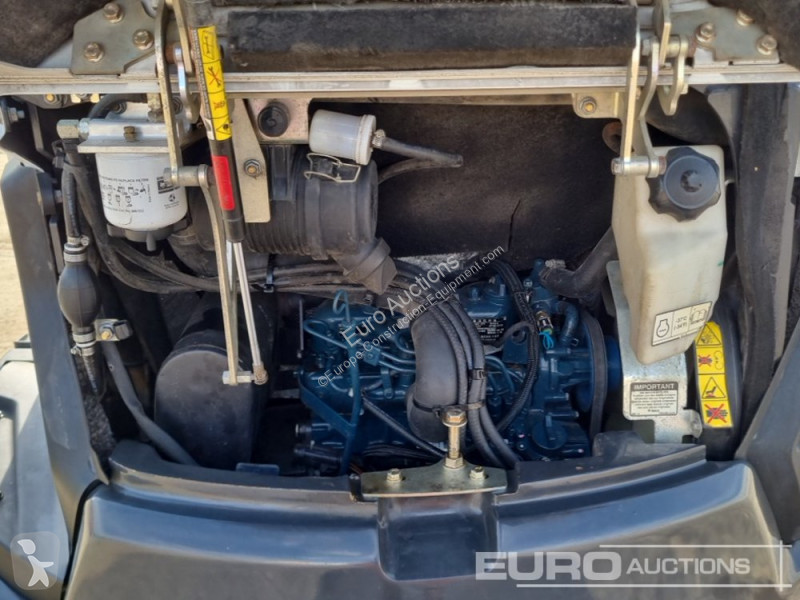 جرافة Bobcat E27Z