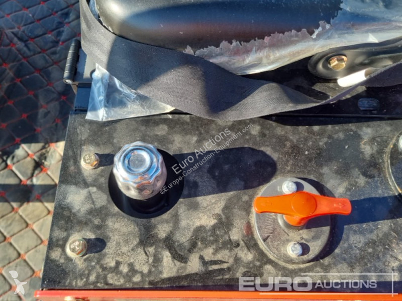 Escavatore JPC HT12
