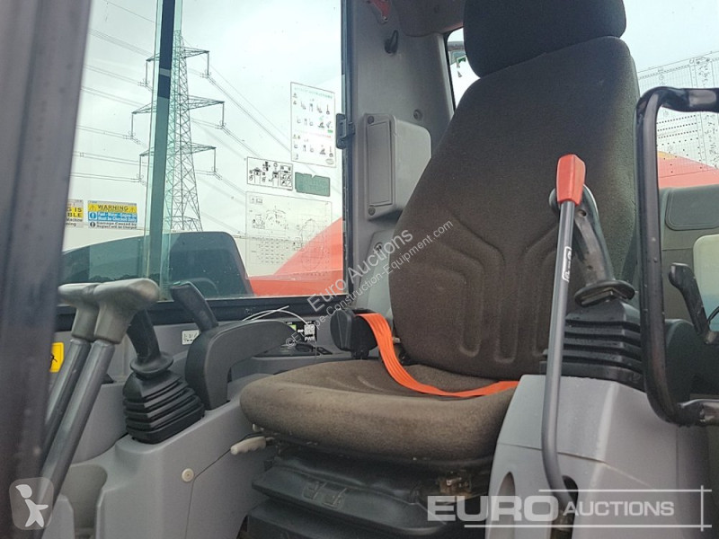 Escavadora Kubota KX080-4A