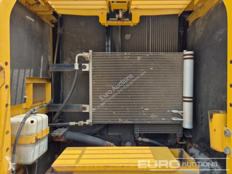 Excavator Komatsu PC220LC-8N1