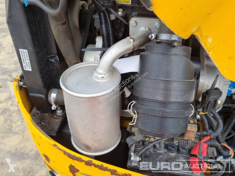 جرافة JCB