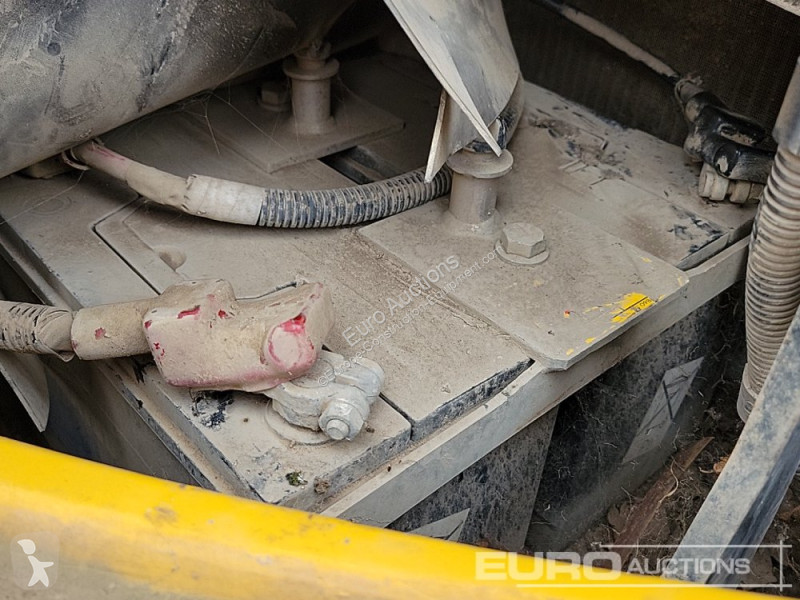Escavatore Komatsu PC138US-11