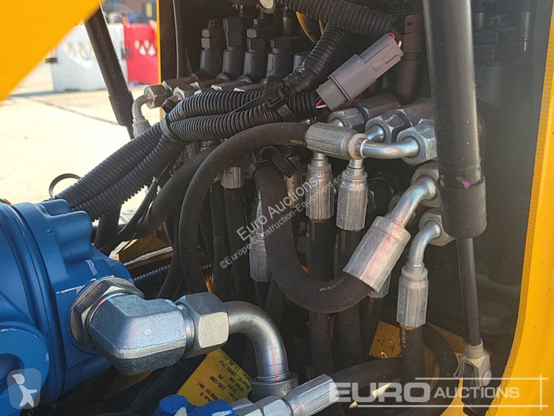 جرافة JCB CT