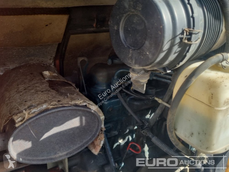 Lopatový nakládač Kubota KX71-3