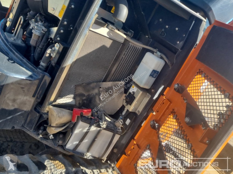 Escavatore Hitachi ZX26U-6 CLR