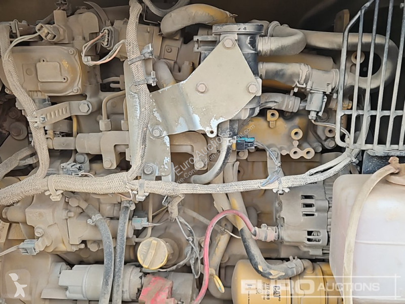 Escavatore Caterpillar R