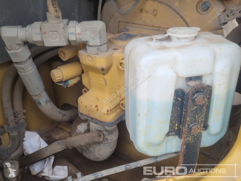Excavator Caterpillar R