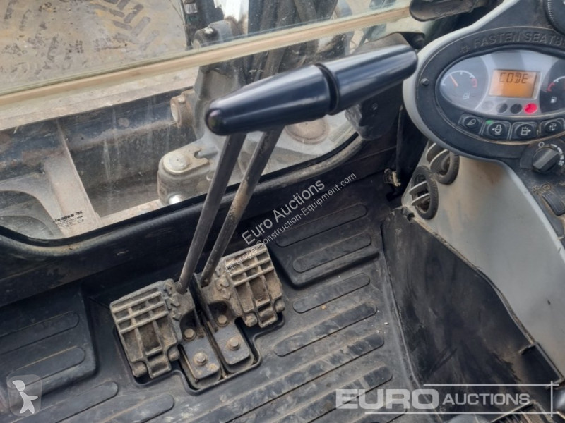 Escavadora Bobcat
