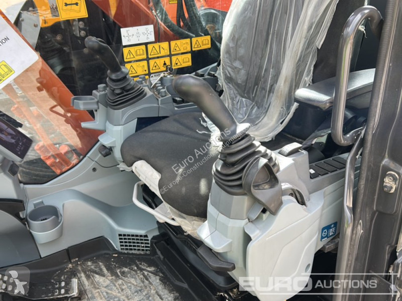 Excavadora Hitachi -7