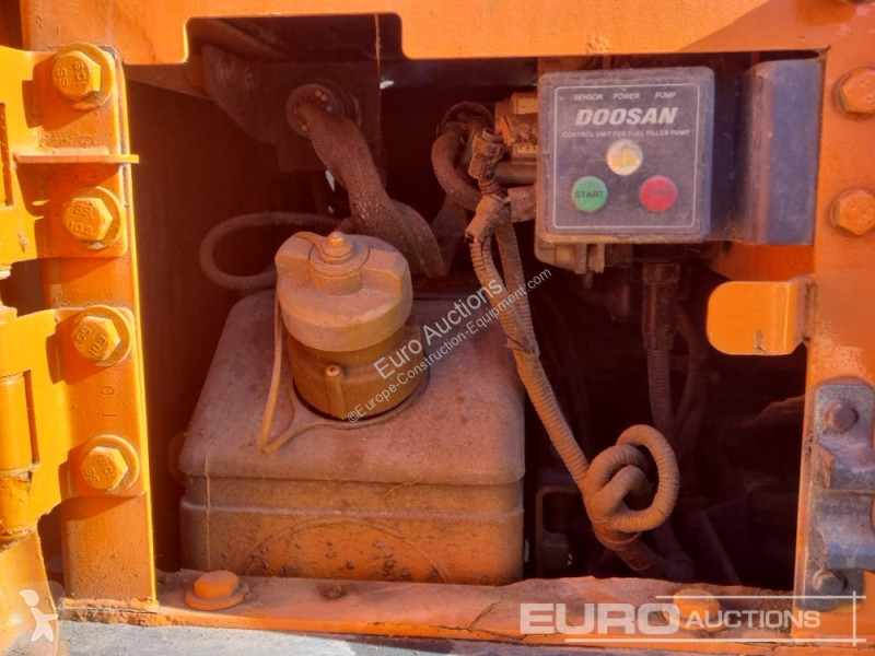 جرافة Doosan -5