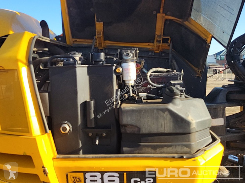 Lopatový nakládač JCB 86C-2