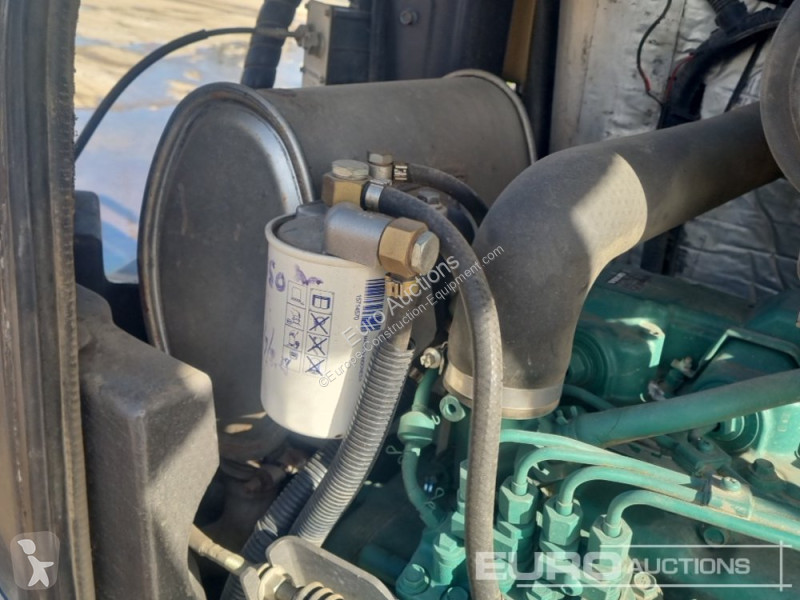 Lopatový nakládač Volvo ECR50D
