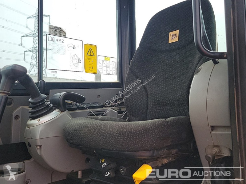 Lopatový nakládač JCB 48Z-1