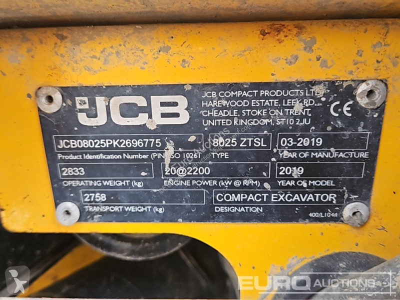 Lopatový nakládač JCB