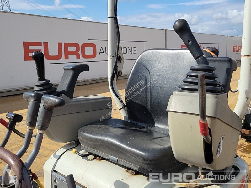 Graafmachine Takeuchi TB210R