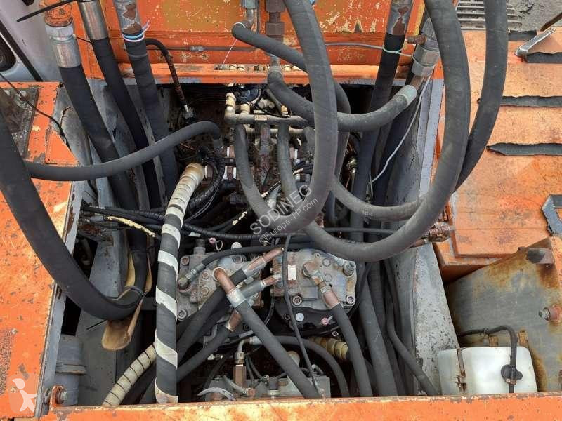 Escavatore Hitachi 0LC