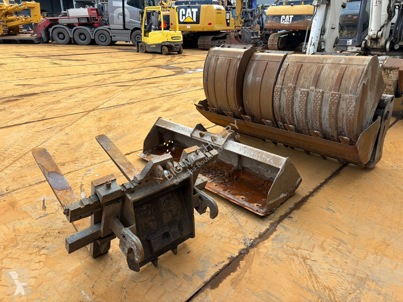 جرافة Mecalac incl. 5 x bucket