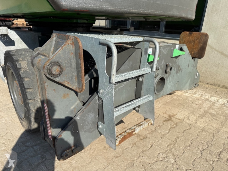 جرافة Sennebogen 818 M / 818 E / / E