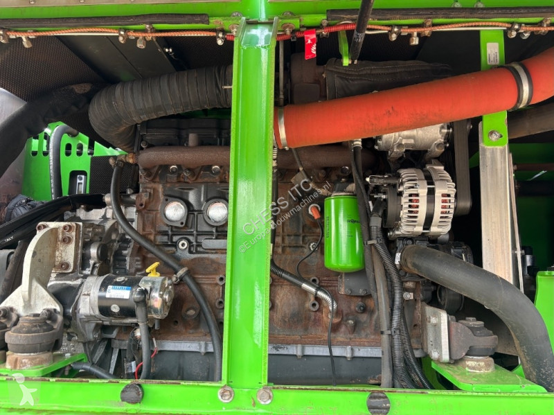 Escavatore Sennebogen 825