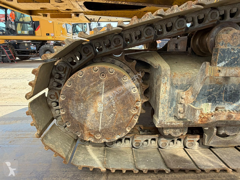 جرافة Komatsu PC490HRD10 - 28m Demolition Boom