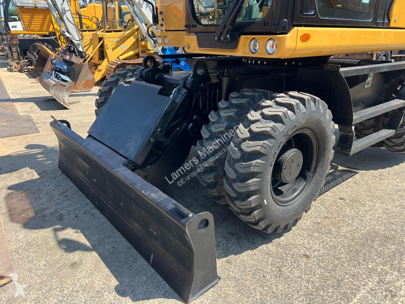 جرافة Caterpillar next gen