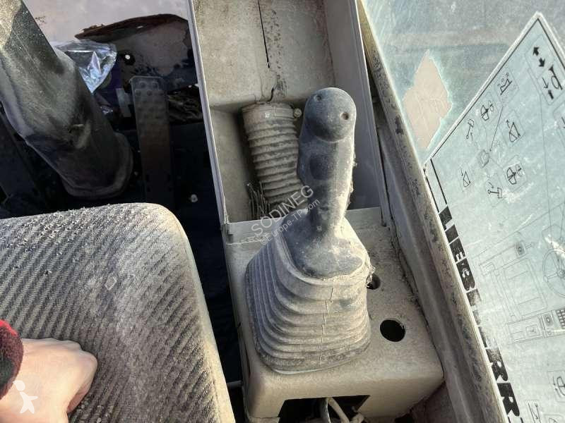 جرافة Liebherr - POUR PIECES