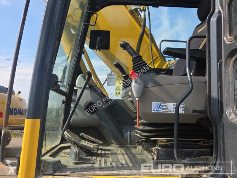Excavadora Komatsu 10