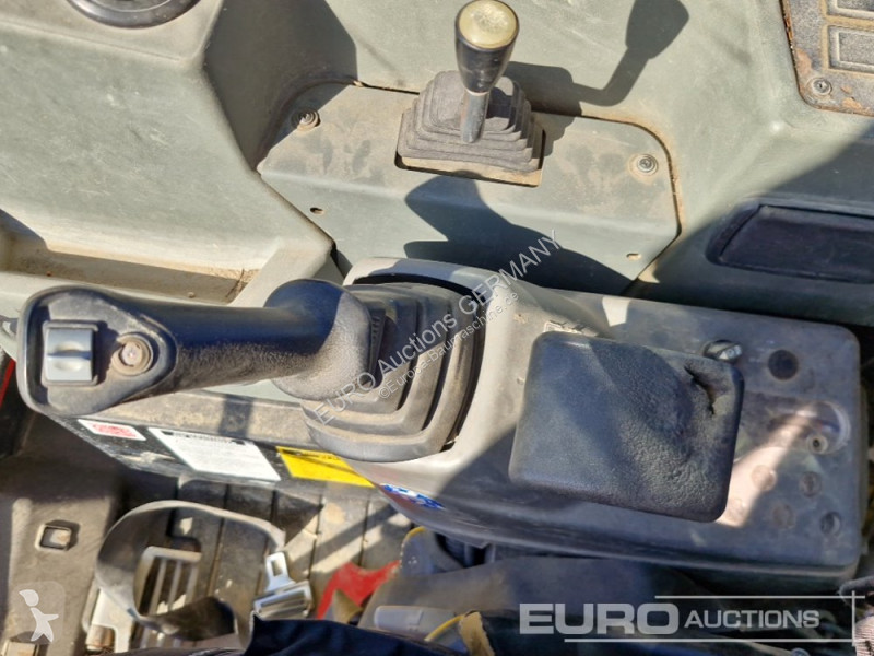 جرافة Yanmar ViO33-U