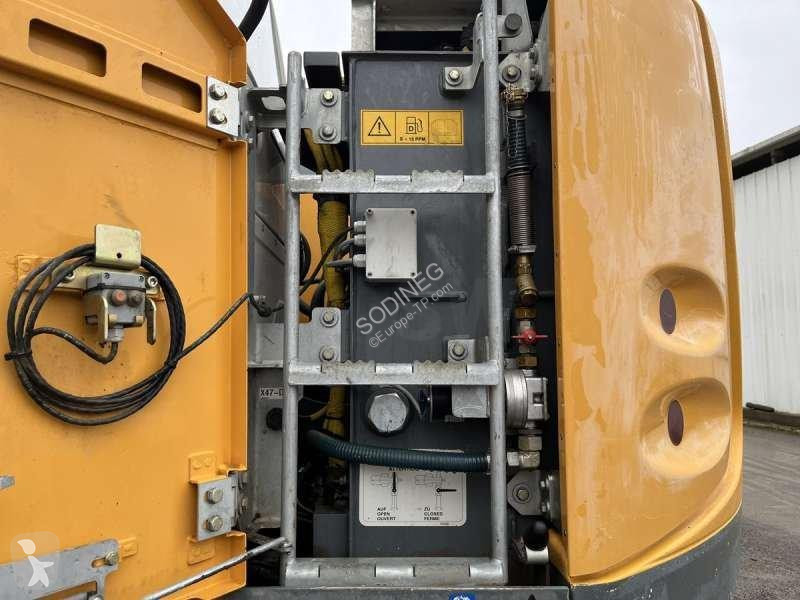 Rýpadlo Liebherr  R926 COMPACT