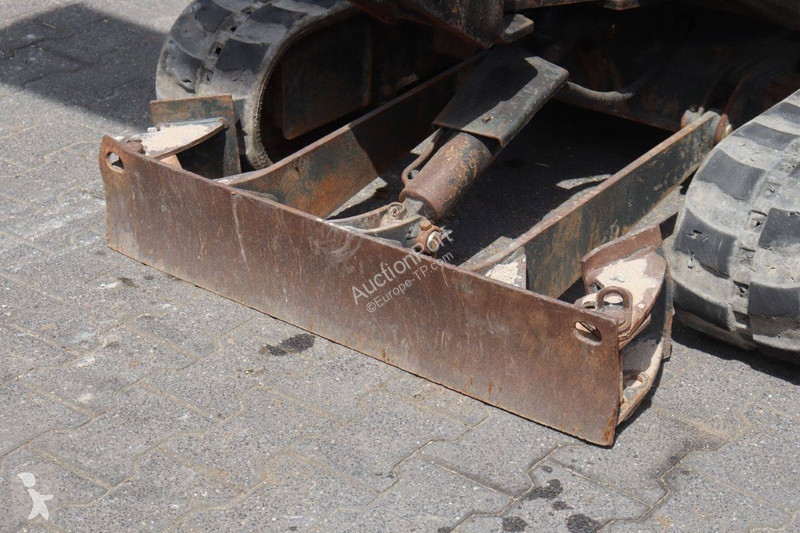 جرافة Hyundai R18-9AK