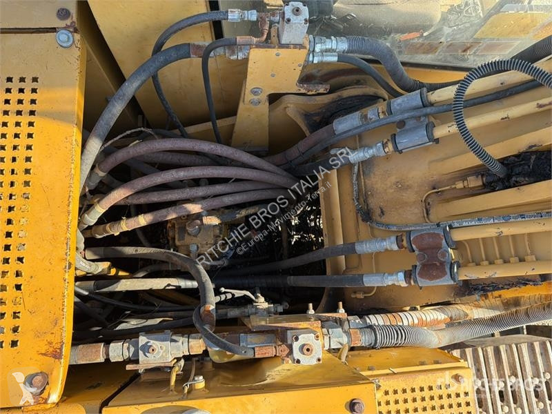 Caterpillar 315 Tracked Excavator excavator
