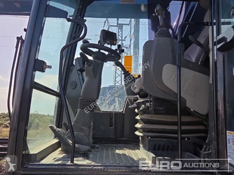 Koparka Caterpillar M320F
