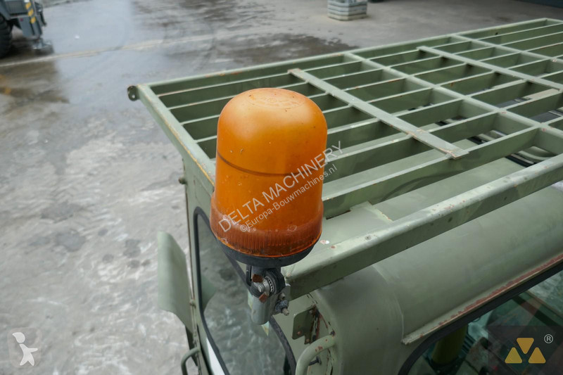 Koparka Caterpillar Ex-army