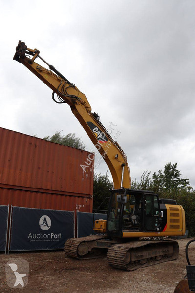 جرافة Caterpillar 320FL