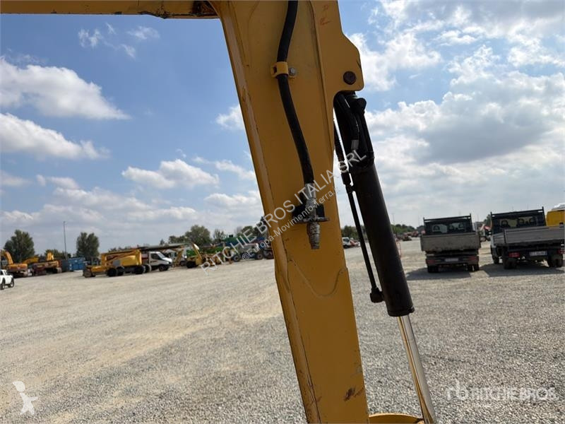 Skovel Caterpillar CR Mini Excavator (Inoperable)
