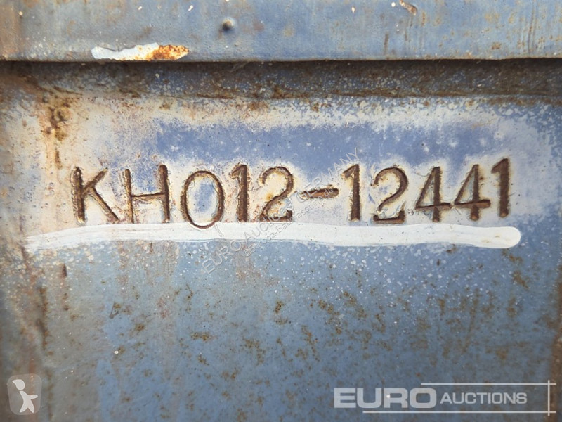 Pelle Kubota KH-012