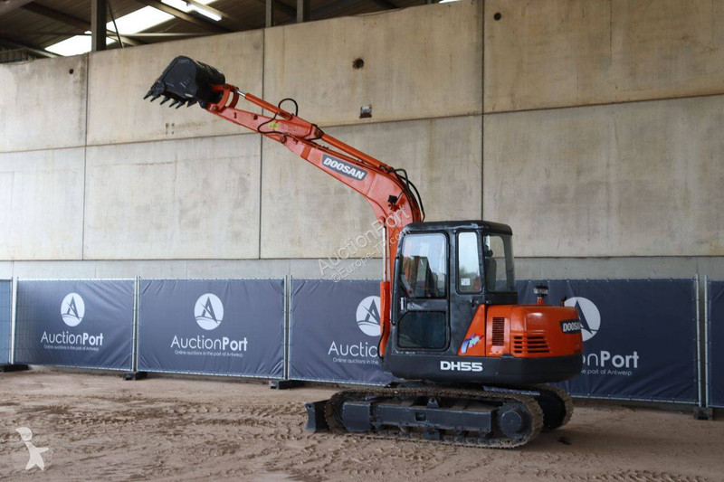Pelle Doosan DH55
