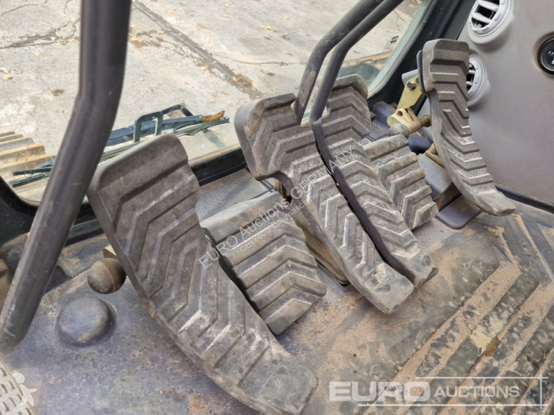 Pelle Volvo EC380EL