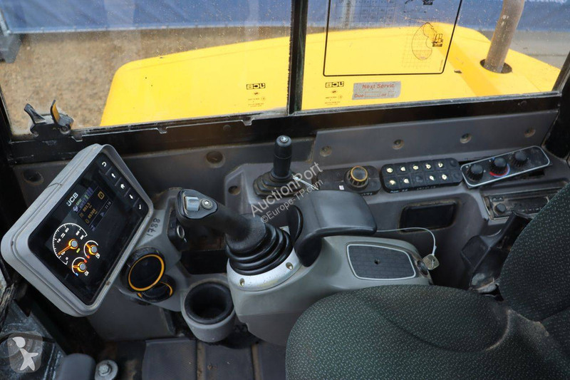 Pelle JCB Z1